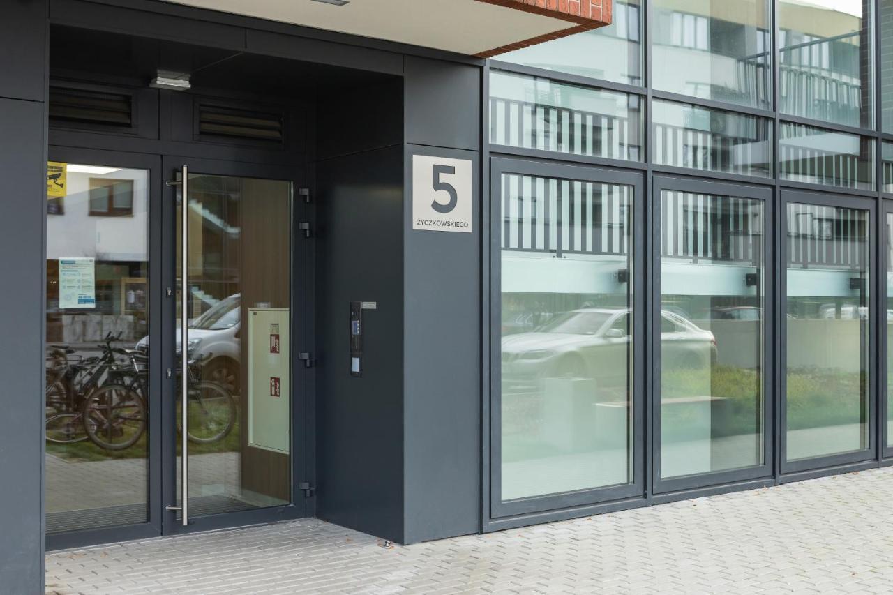 Lotniczowka Apartments By Renters Prestige クラクフ エクステリア 写真