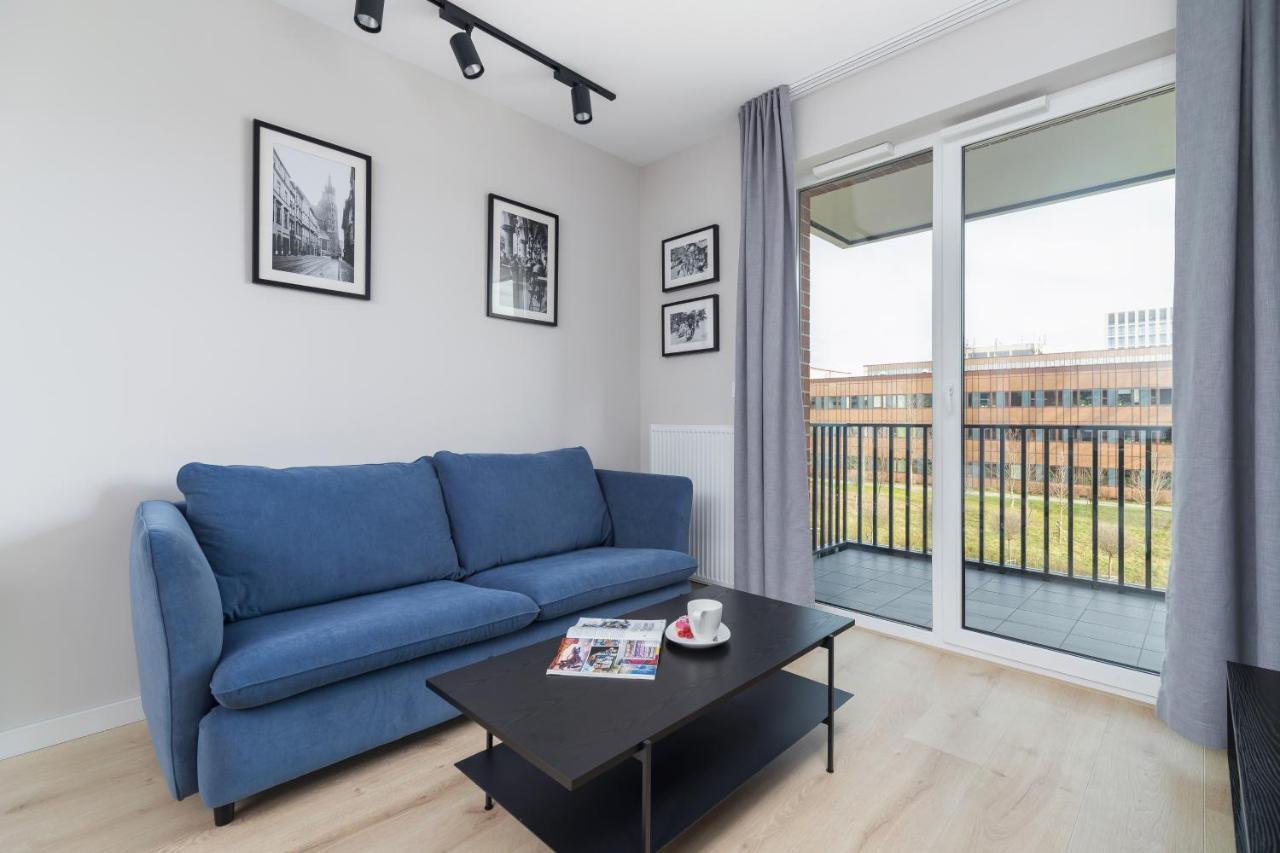 Lotniczowka Apartments By Renters Prestige クラクフ エクステリア 写真