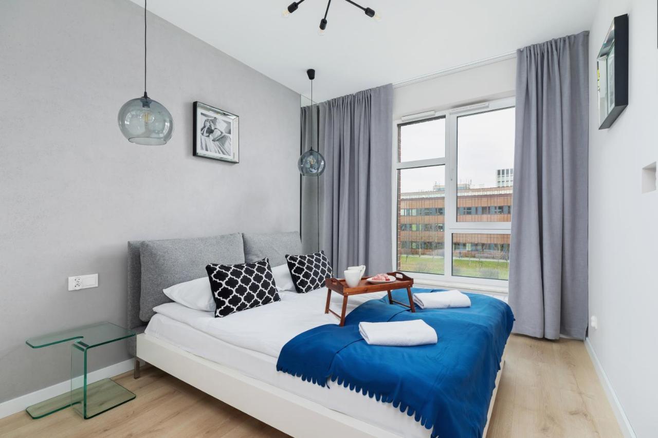 Lotniczowka Apartments By Renters Prestige クラクフ エクステリア 写真